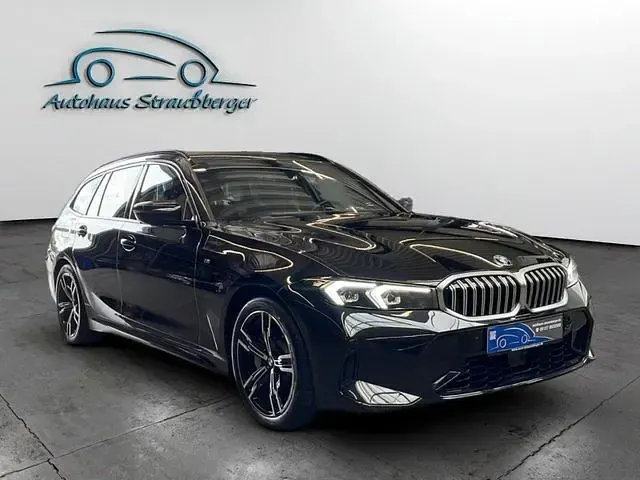 Gebraucht BMW 330 M Sport 245 PS (180 kW) 2025 Schwarzkeine angabe Kombi