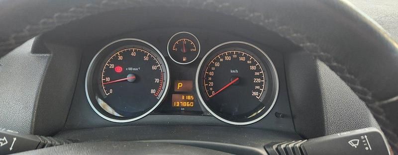 Grau Gebraucht 2009 Opel Astra Selection Kombi | 4.500 € (Fairer Preis) - Bild 1/4