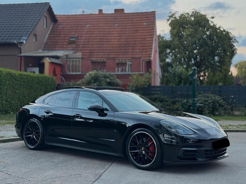 Schwarz Gebraucht 2017 Porsche Panamera 4S Chrono Limousine | 54.900 € (Superpreis) - Bild 1/4