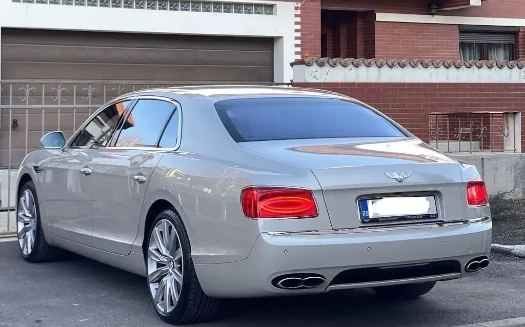 Brugt Bentley Flying Spur 507 HK (372 kW) 2015 Beige Sedan