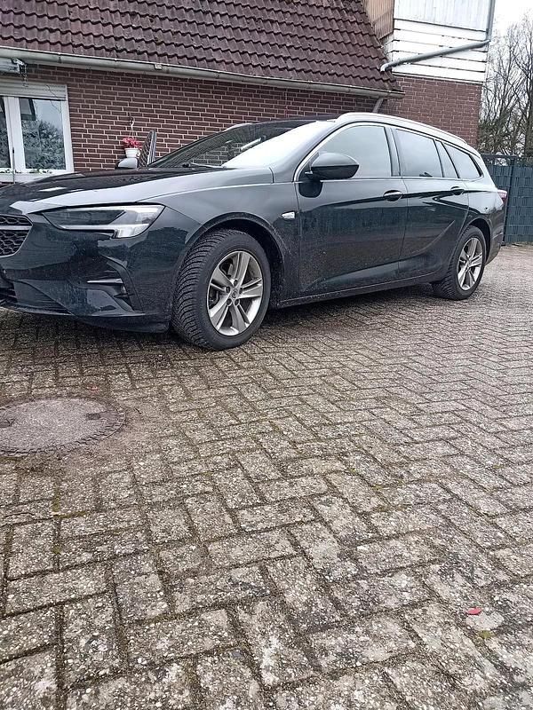 Gebraucht Opel Insignia 174 PS (127 kW) 2021 Schwarz Kombi
