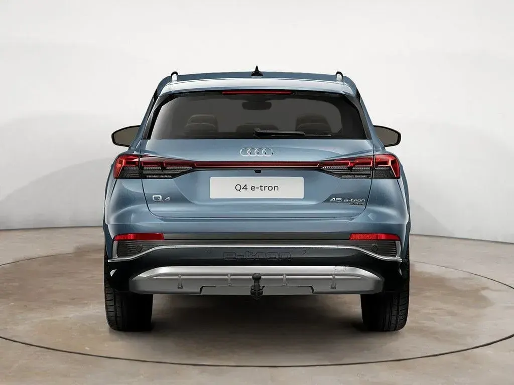 Usata Audi Q4 e-tron S-Line 194 kW (265 CV) 2023 Blu SUV