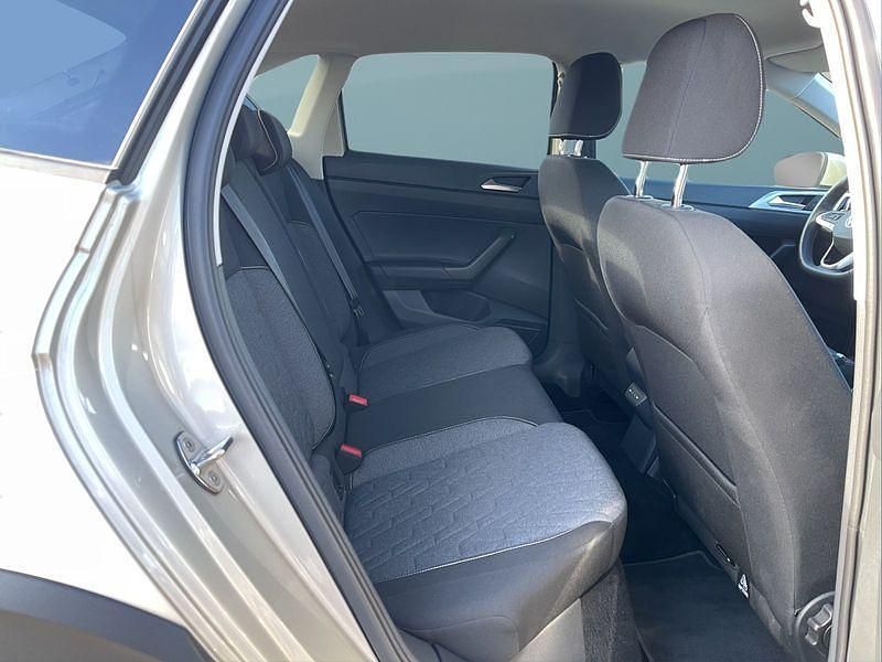 Gebraucht VW Taigo 150 PS (110 kW) 2024 Silber SUV