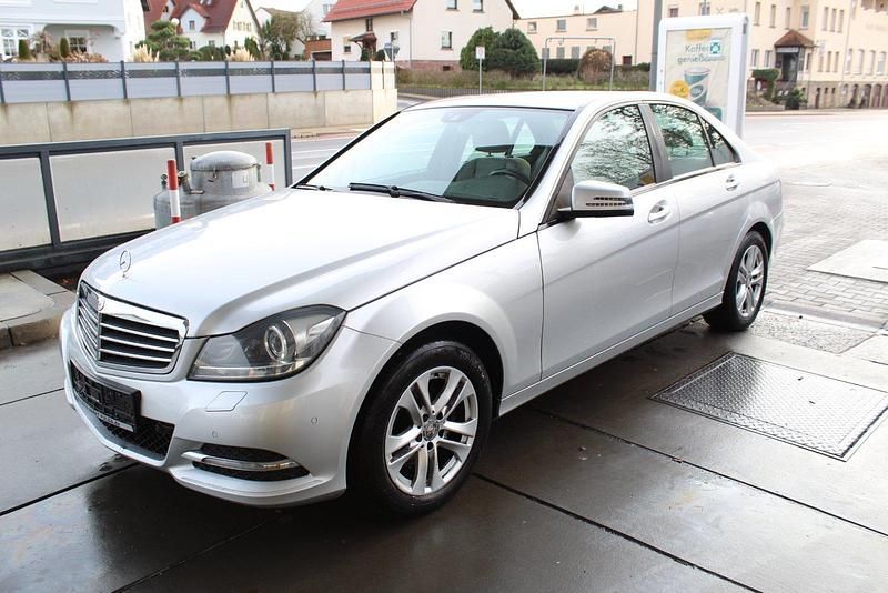 Gebraucht Mercedes C220 170 PS (125 kW) 2012 Silber Limousine
