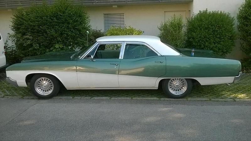 Andere außenfarben Gebraucht 1967 Buick Le Sabre Limousine | 8.500 € - Bild 1/4