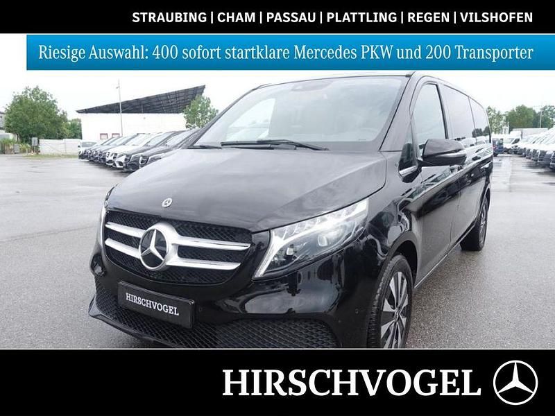 Schwarz Gebraucht 2023 Mercedes V300 Avantgarde Van / Kleinbus | 56.880 € (Superpreis) - Bild 1/4