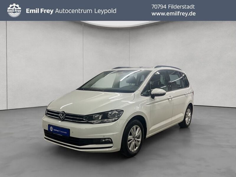 Weiß Gebraucht 2023 VW Touran Comfortline Van / Kleinbus | 25.490 € (Guter Preis) - Bild 1/4