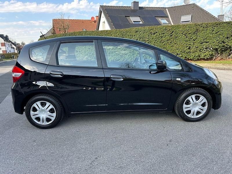 Gebraucht Honda Jazz 90 PS (66 kW) 2014 Schwarz Kleinwagen