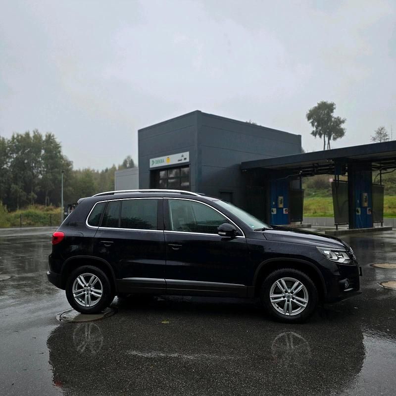 Gebraucht VW Tiguan 140 PS (102 kW) 2013 Schwarz SUV