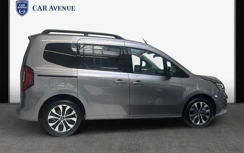 Neu Renault Kangoo Techno 130 PS (95 kW) 2026 Grau Van / Kleinbus