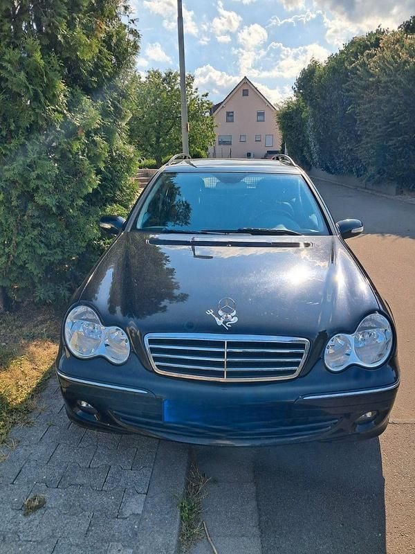 Schwarz Gebraucht 2006 Mercedes 230 Kombi | 3.000 € (Superpreis) - Bild 1/4