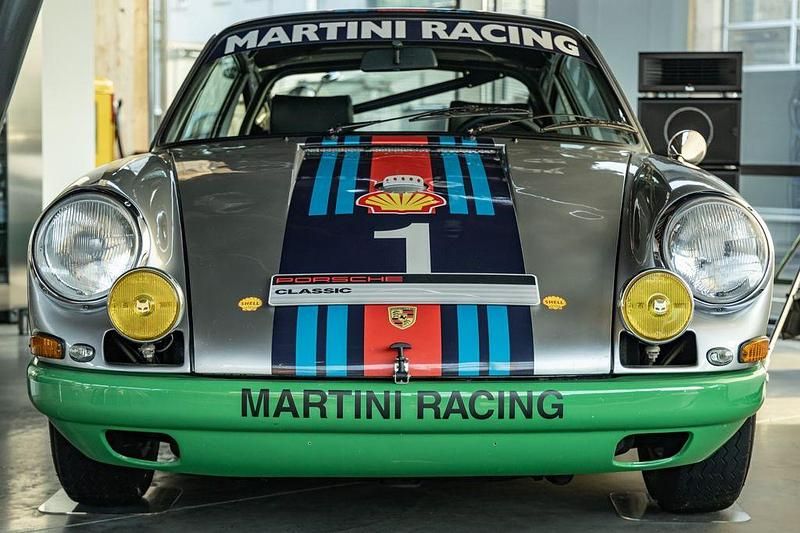 Gebraucht Porsche 911 185 PS (136 kW) 1969 Silber metallicschwarz Coupé