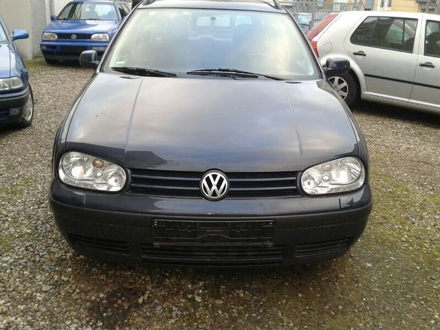 Gebraucht VW Golf IV 75 PS (55 kW) 2000 Blau Kombi