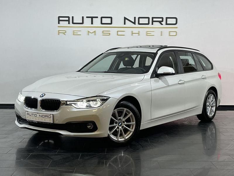 Weiß Gebraucht 2017 BMW 320 Advantage Limousine | 20.990 € (Fairer Preis) - Bild 1/4