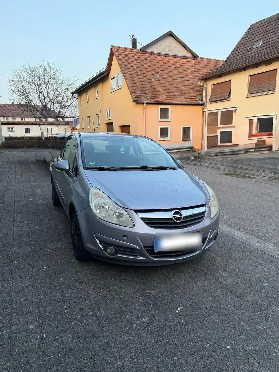 Gebraucht Opel Corsa 80 PS (58 kW) 2007 Silber Kleinwagen