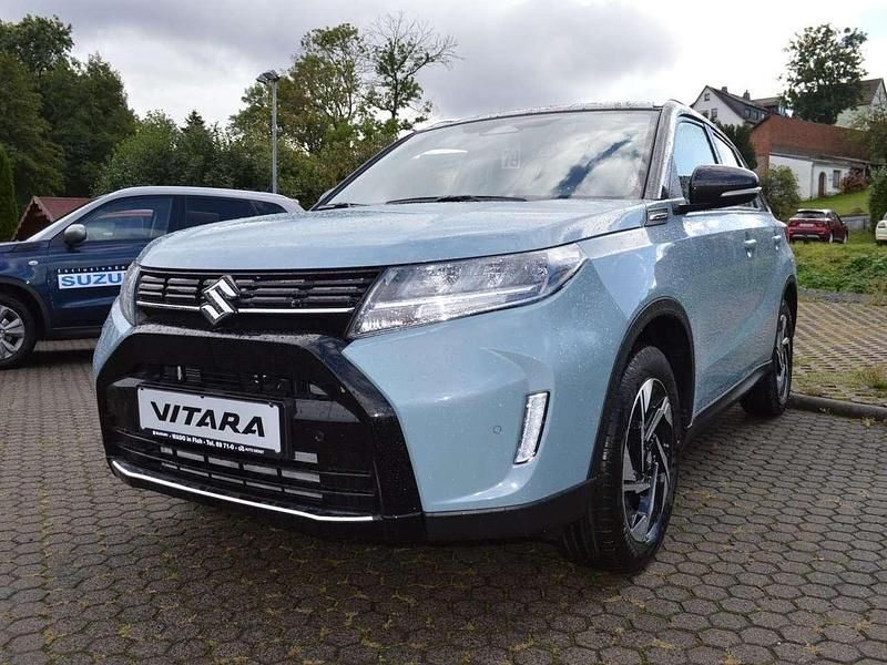 Neu Suzuki Vitara Comfort+ 110 PS (80 kW) 2026 Ice grayish / black SUV