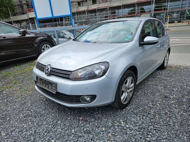 Grau Gebraucht 2009 VW Golf VI Trendline Limousine | 2.699 € (Fairer Preis) - Bild 1/4
