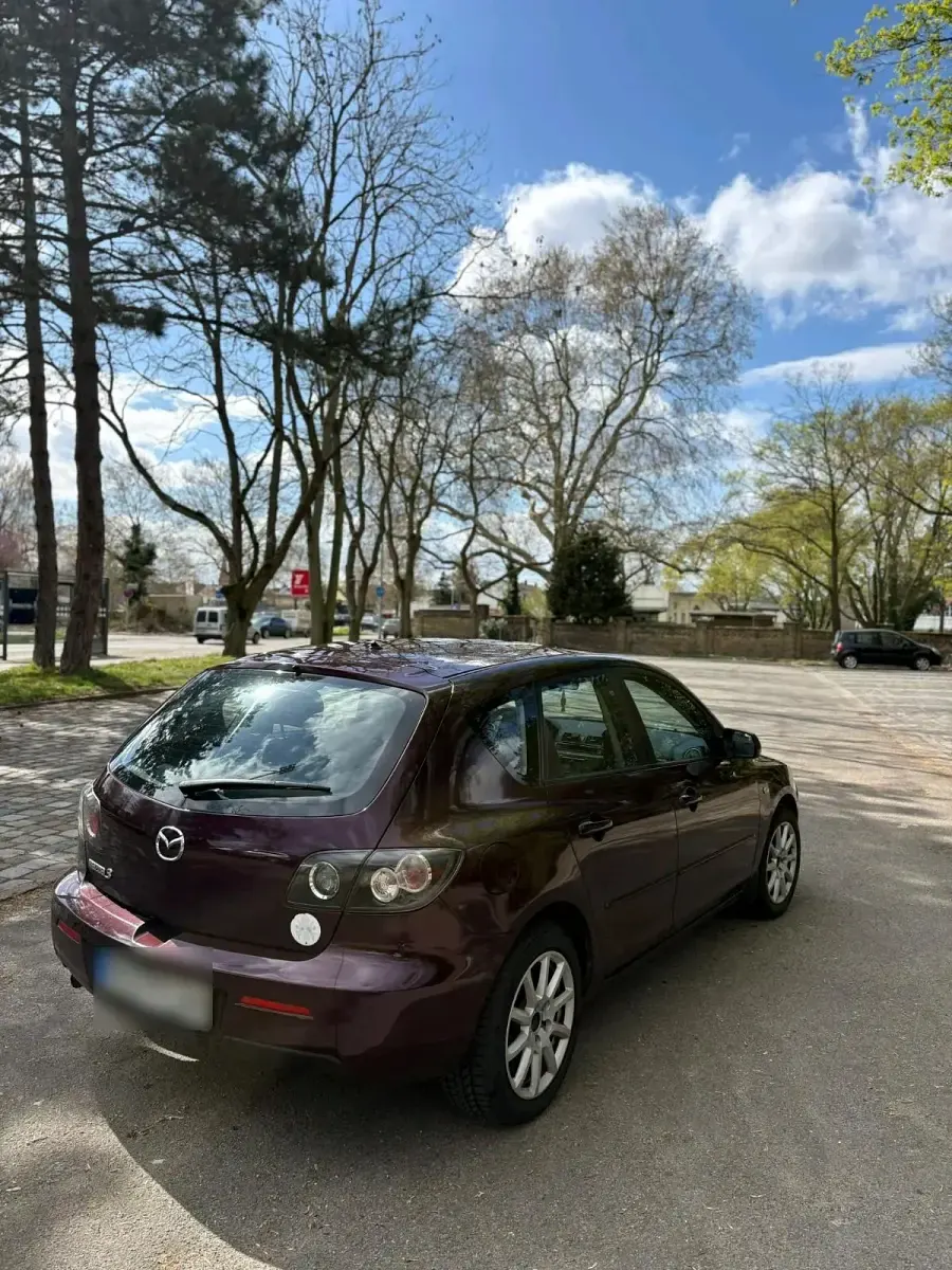 Gebraucht Mazda 3 100 PS (73 kW) 2007 Violet Kleinwagen