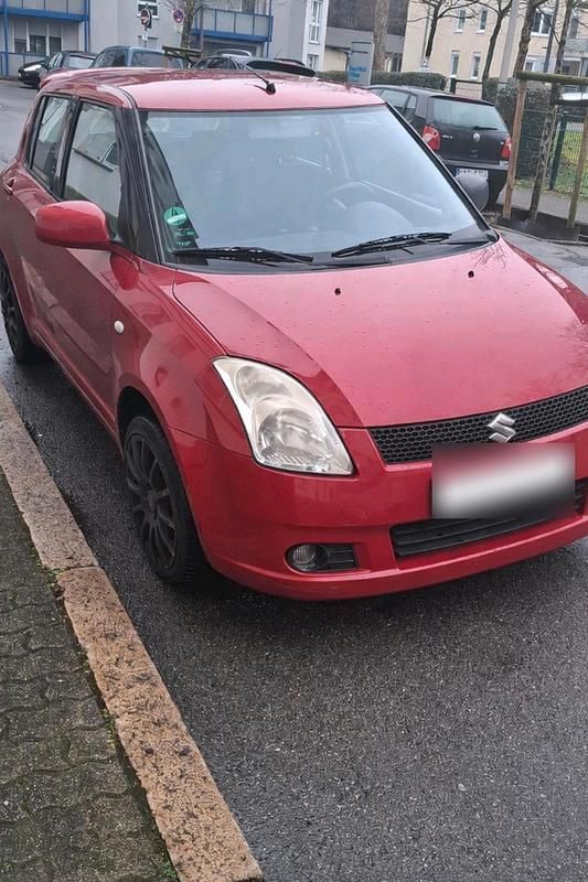 Gebraucht Suzuki Swift 98 PS (72 kW) 2006 Rot Kleinwagen