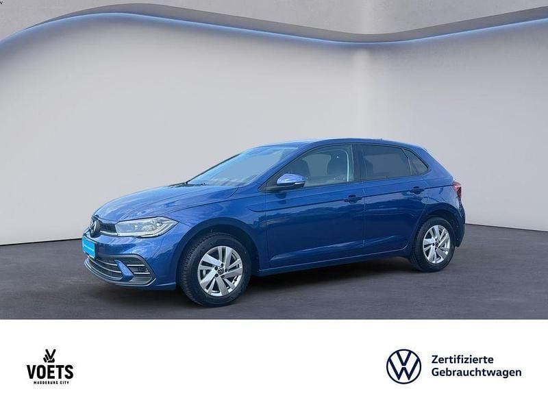 Blau Gebraucht 2024 VW Polo Style Limousine | 22.940 € (Fairer Preis) - Bild 1/4