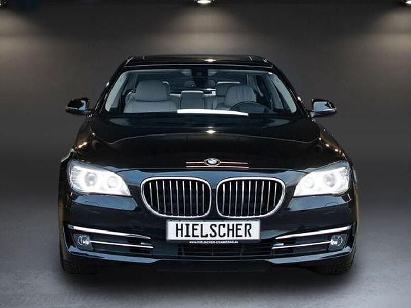 Gebraucht BMW 730 Performance 320 PS (235 kW) 2014 Schwarz Limousine