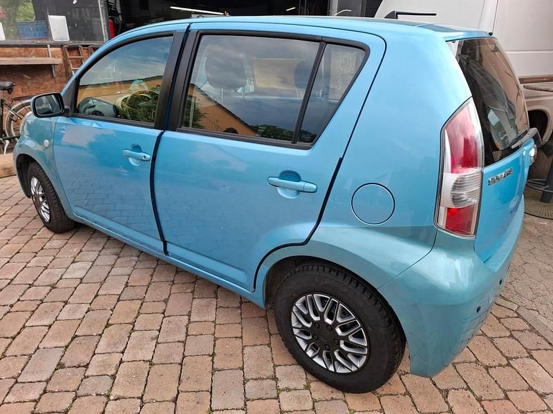Blau Gebraucht 2008 Subaru Justy Kleinwagen | 800 € - Bild 1/4