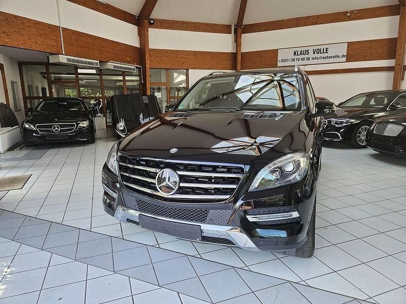 Schwarz Gebraucht 2015 Mercedes ML350 SUV | 19.950 € (Guter Preis) - Bild 1/4