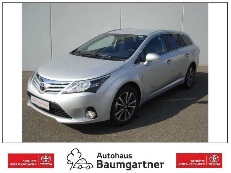 Hell silber metallic Gebraucht 2013 Toyota Avensis Edition Kombi | 8.900 € (Fairer Preis) - Bild 1/4