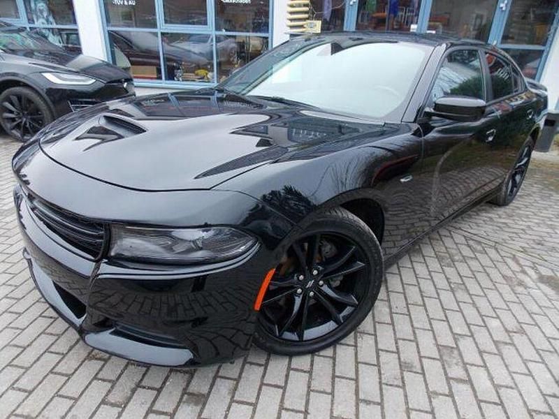 Schwarz Gebraucht 2020 Dodge Charger Limousine | 36.000 € (Etwas zu teuer) - Bild 1/4