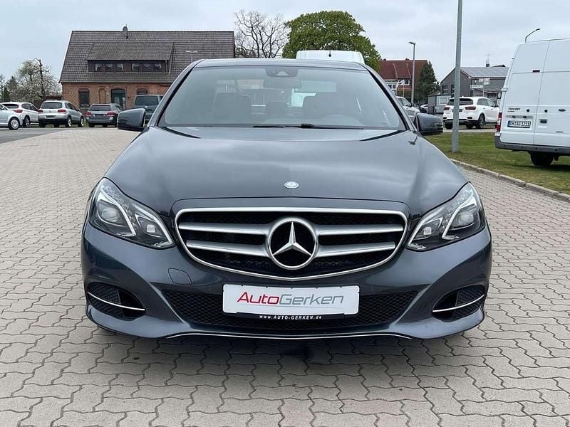 Usata Mercedes E200 Avantgarde 136 CV (100 kW) 2014 Grigio Berlina