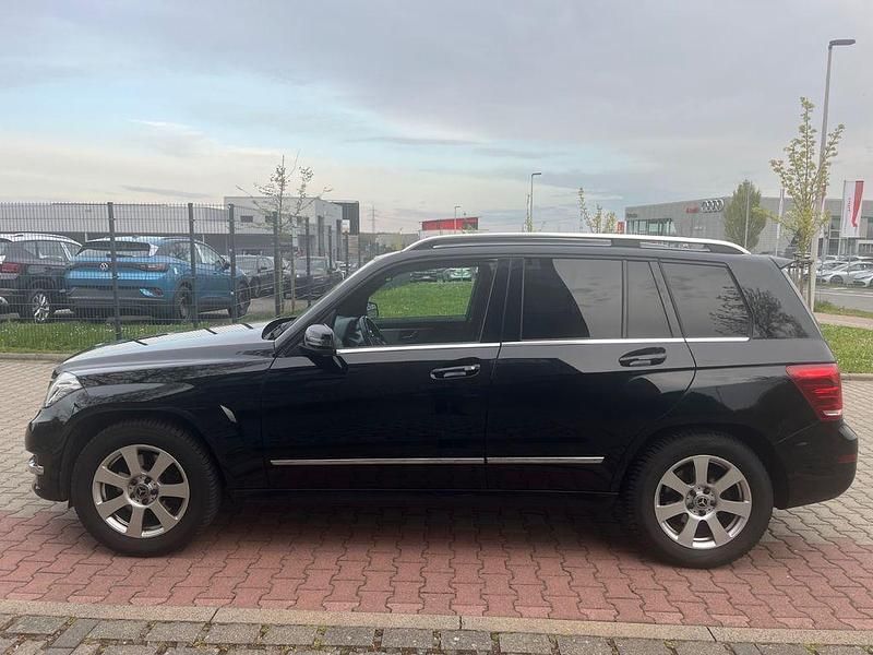 Gebraucht Mercedes GLK250 204 PS (150 kW) 2012 Schwarz SUV