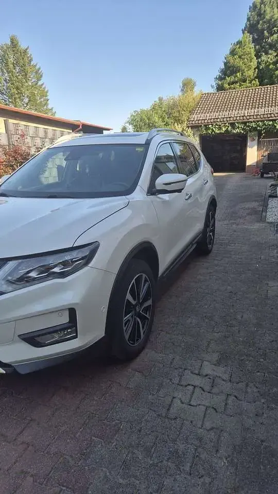 Gebraucht Nissan X-Trail Tekna 177 PS (130 kW) 2018 Weiß SUV