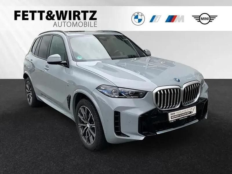Second-hand BMW X5 M Sport 489 CP (359 kW) 2025 SUV