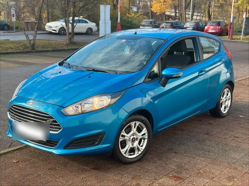 Blau Gebraucht 2014 Ford Fiesta Kleinwagen | 2.990 € (Guter Preis) - Bild 1/4