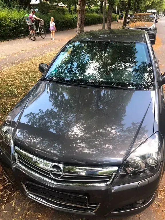 Gebraucht Opel Astra 116 PS (85 kW) 2009 Grau Limousine