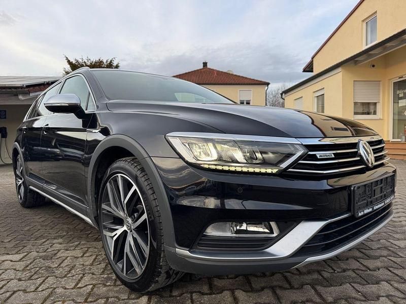 Schwarz Gebraucht 2018 VW Passat Alltrack Kombi | 22.490 € (Guter Preis) - Bild 1/4