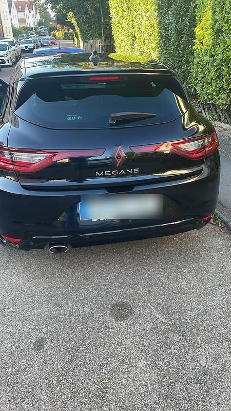 Gebraucht Renault Mégane Coupé Bose Edition 130 PS (95 kW) 2017 Andere farben Coupé