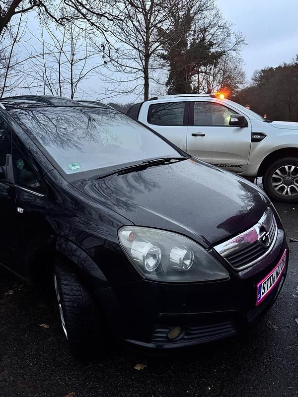 Gebraucht Opel Zafira 2005 Schwarz Van / Kleinbus