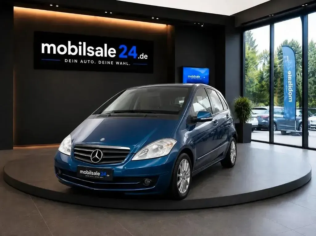 Gebraucht Mercedes A160 95 PS (69 kW) 2010 Blau Kleinwagen