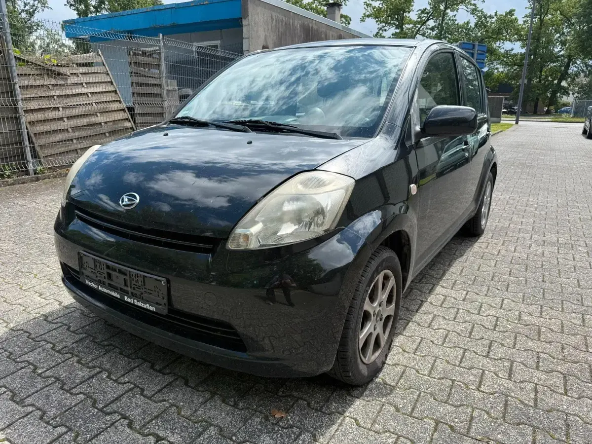 Gebraucht Daihatsu Sirion 87 PS (63 kW) 2007 Schwarz Kleinwagen
