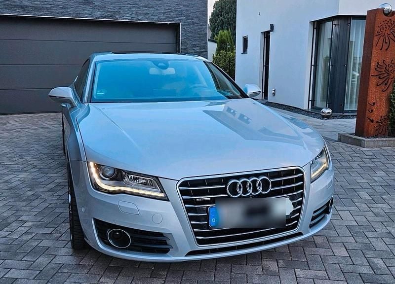 Gebraucht Audi A7 Sportback 204 PS (150 kW) 2012 Silber Kleinwagen