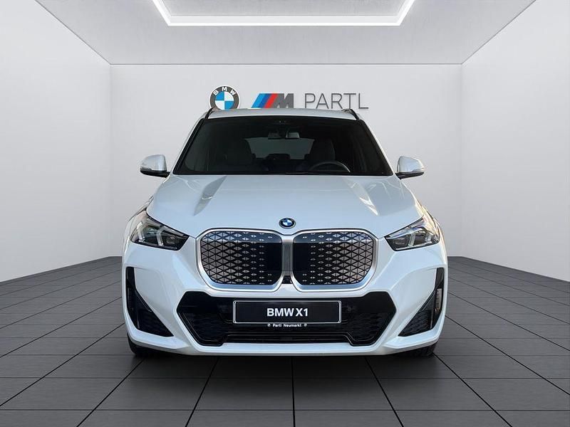 Neu BMW iX1 M Sport 150 kW (204 PS) 2026 Weiß SUV