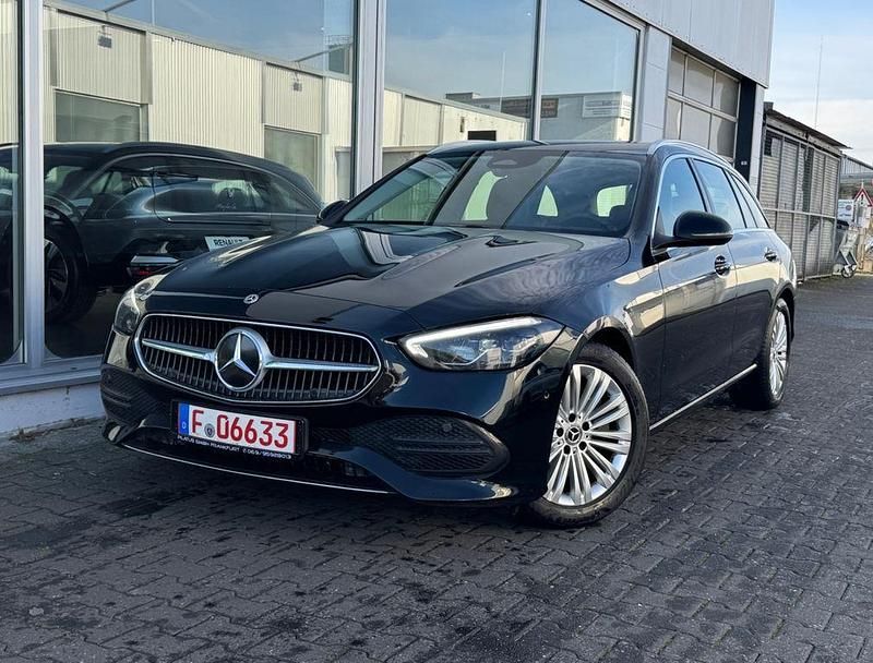 Schwarz Gebraucht 2022 Mercedes C200 Limousine | 22.999 € (Etwas zu teuer) - Bild 1/4