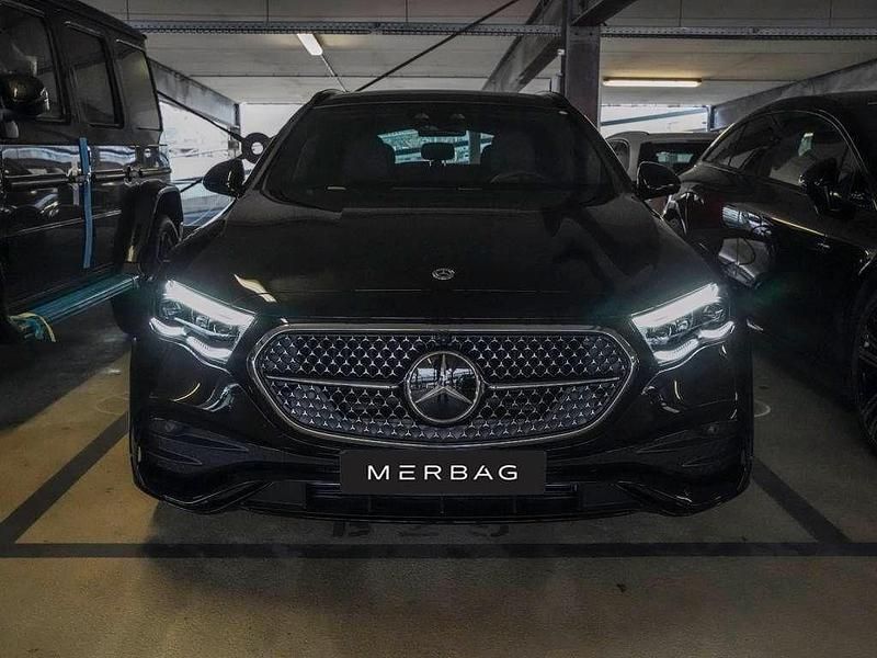 Gebraucht Mercedes E300 AMG 313 PS (230 kW) 2024 Schwarz Kombi
