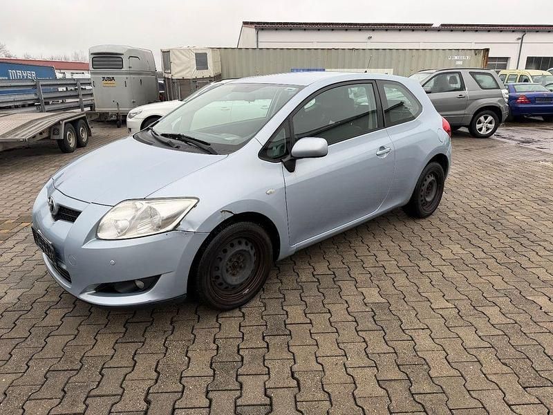 Blau Gebraucht 2008 Toyota Auris Luna Limousine | 2.350 € (Superpreis) - Bild 1/4