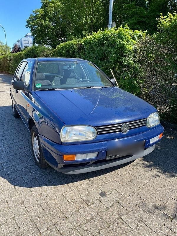 Blau Gebraucht 1996 VW Golf III Kombi | 1.900 € (Guter Preis) - Bild 1/4
