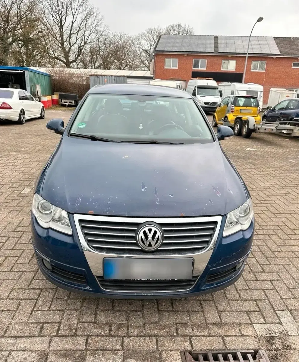 Gebraucht VW Passat 140 PS (102 kW) 2006 Blau Limousine