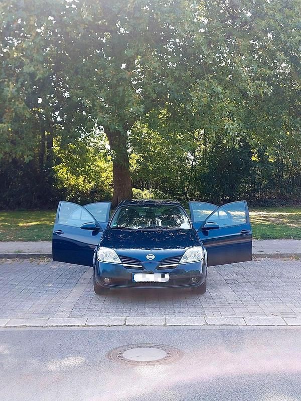 Blau Gebraucht 2004 Nissan Primera Limousine | 3.900 € (Teuer) - Bild 1/4