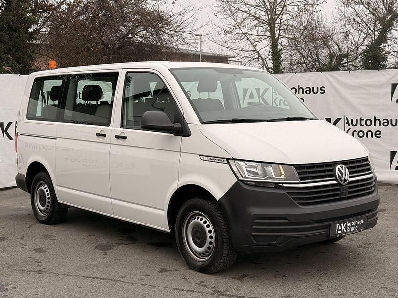 Gebraucht VW Caravelle Trendline 110 PS (80 kW) 2021 Candyweiß Van / Kleinbus
