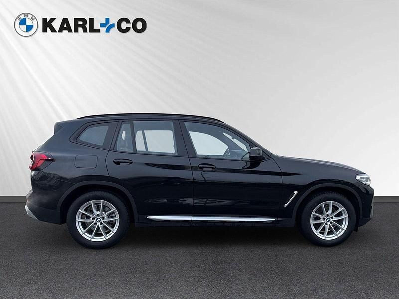Gebraucht BMW X3 Shadowline 190 PS (139 kW) 2023 Black sapphire metallic (schwarz) SUV